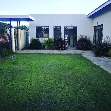 Tsumeb Guesthouse Kamho المظهر الخارجي الصورة