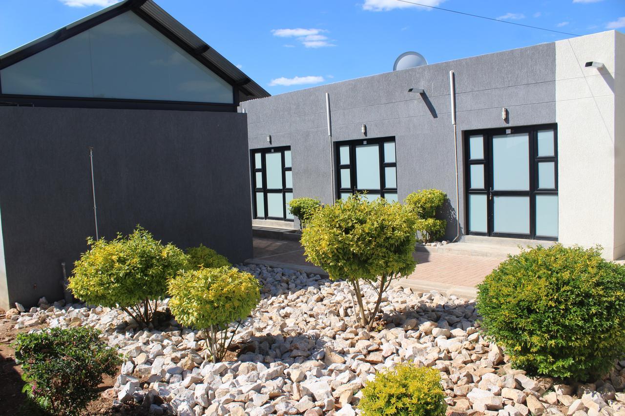 Tsumeb Guesthouse Kamho المظهر الخارجي الصورة